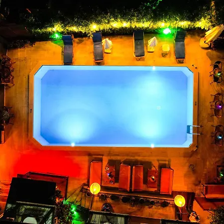 Hotell Four Seasons